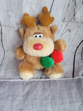 Vintage Fun World Moose Plush Stuffed Animal Christmas Holiday Red Green READ